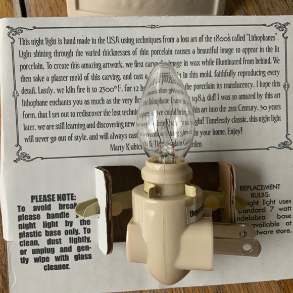 PORCELAIN GARDEN Lithophane night light fairy on moon/New in box - Picture 3 of 6